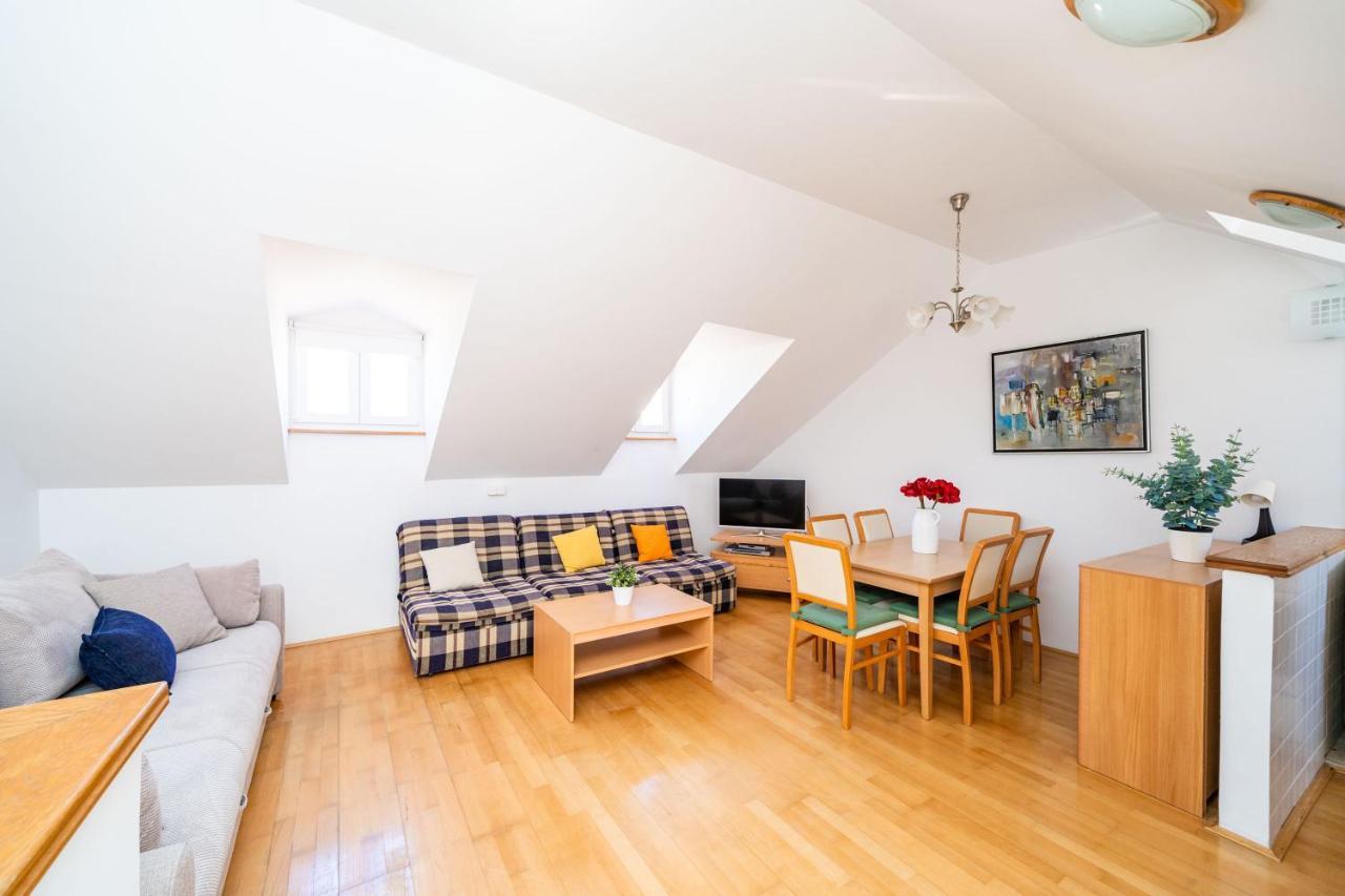 Foteza Apartment