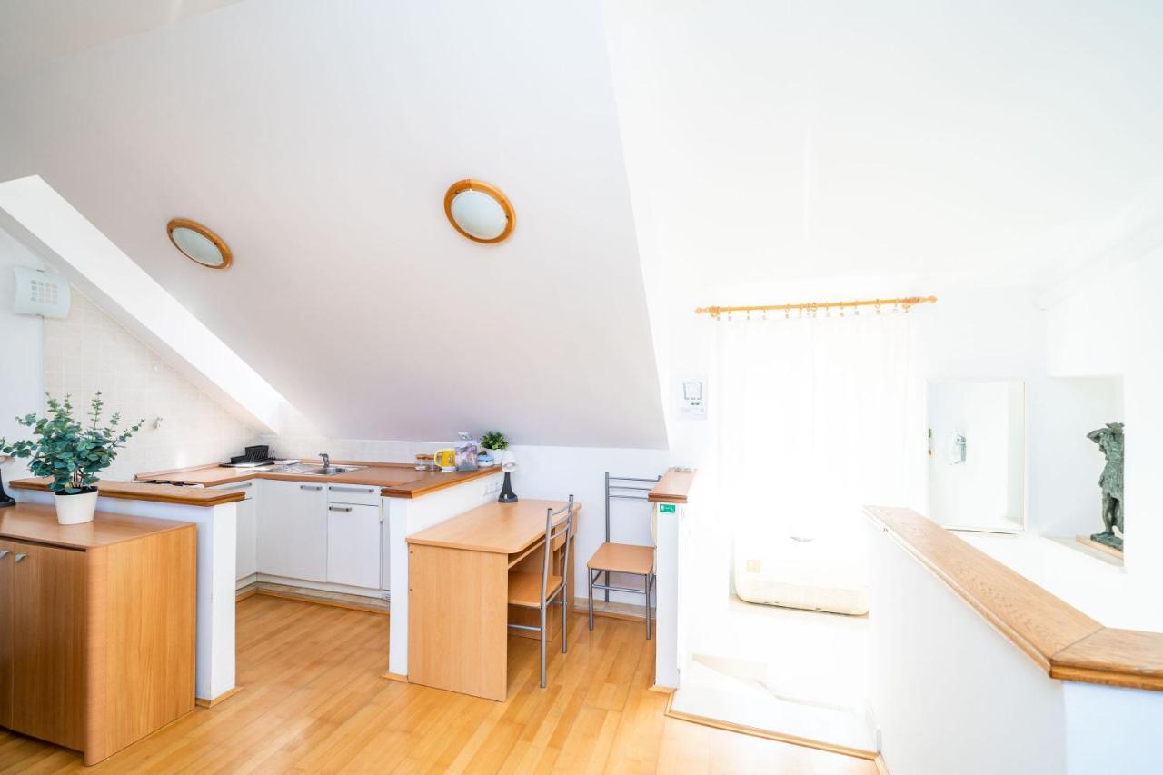 Apartment Foteza *